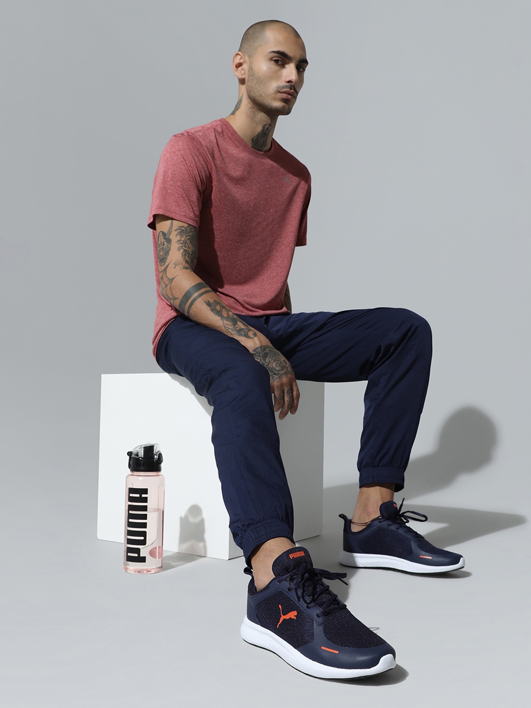 

Puma Men Navy Blue Jaunt Sneakers