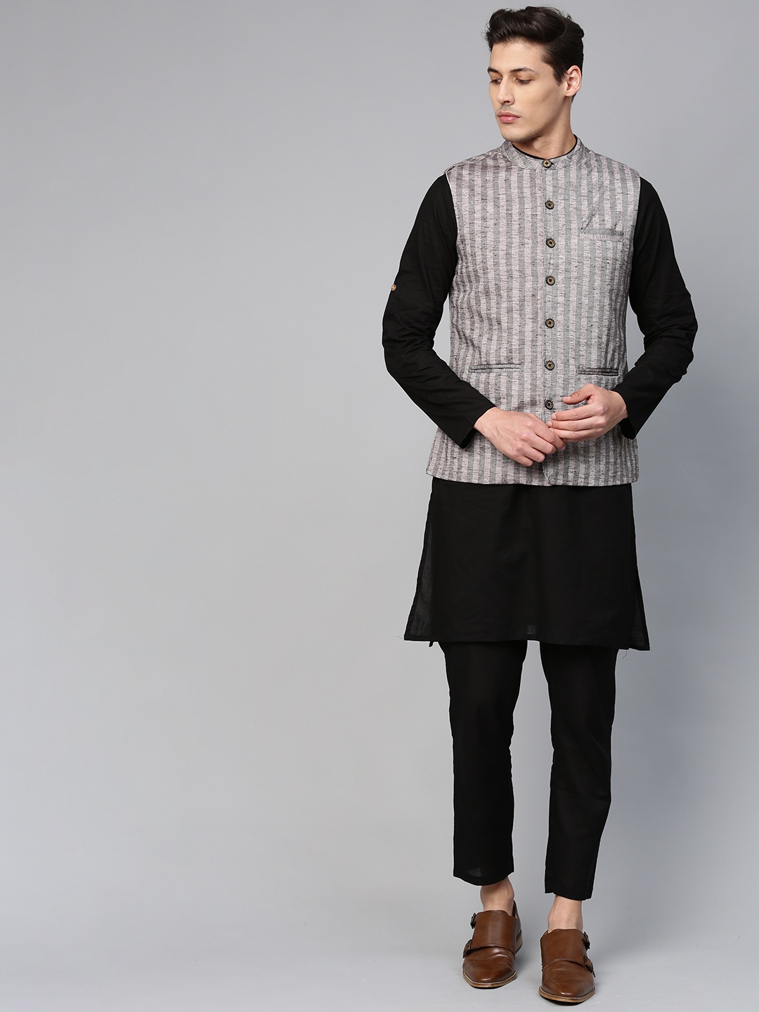 

Anouk Men Black & Grey Solid Kurta with Trousers & Nehru Jacket