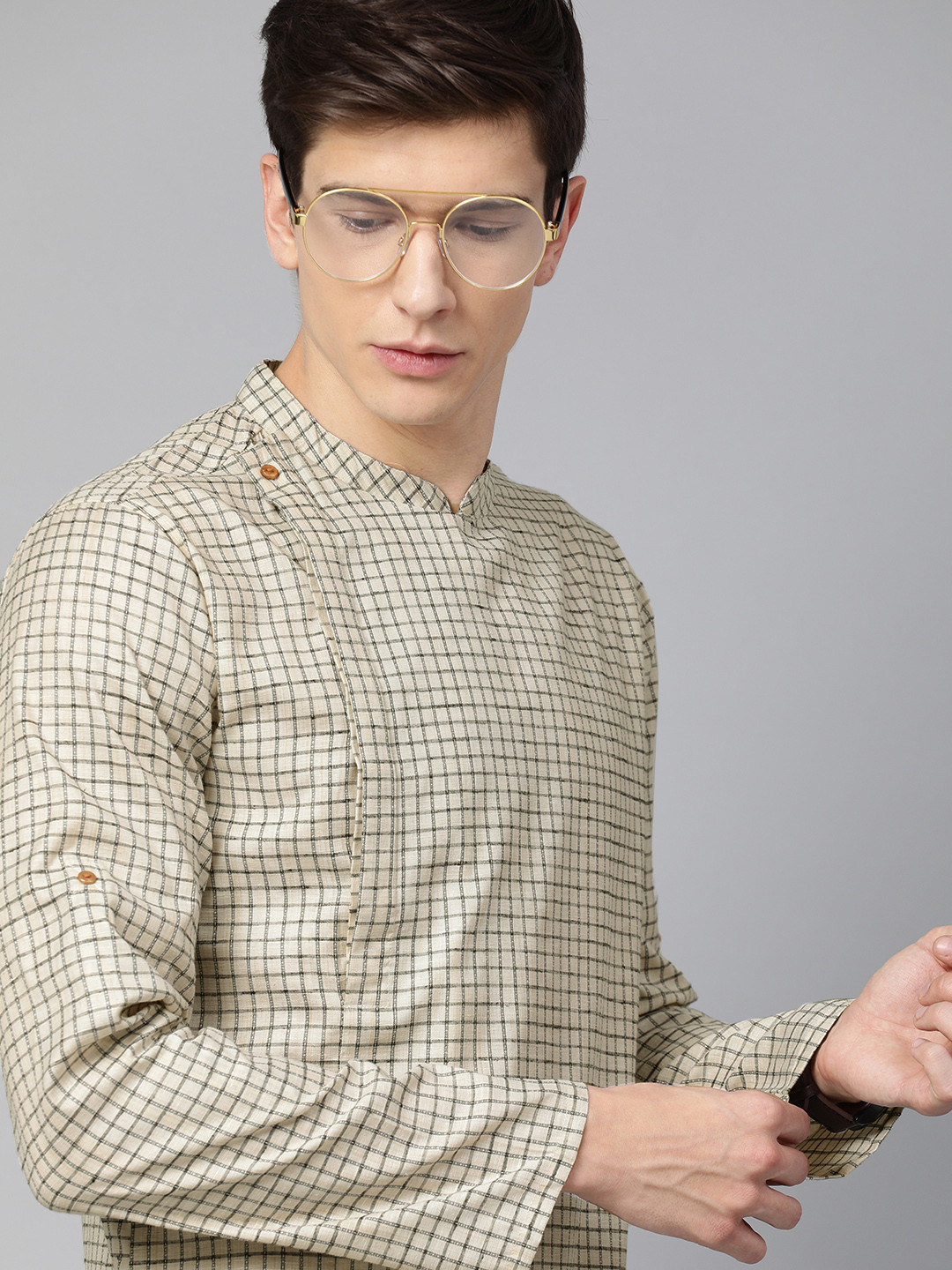 

Anouk Men Off-White & Beige Checked Straight Kurta