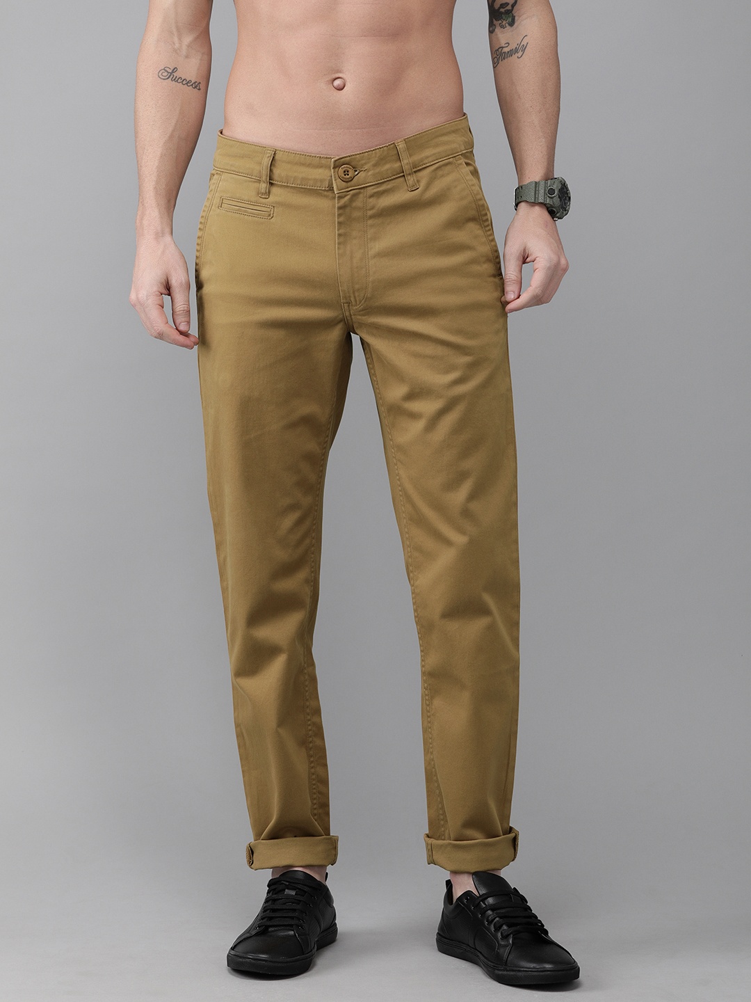 

Roadster Men Khaki Sustainable Chinos