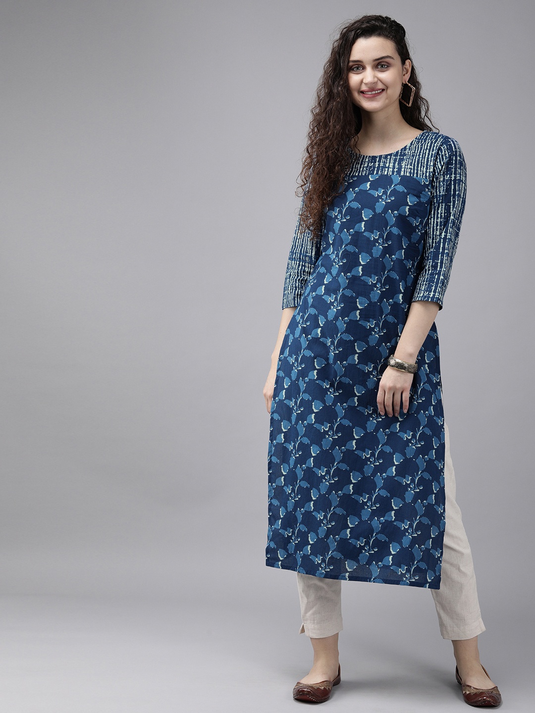 

Anouk Women Navy Blue Printed Straight Kurta