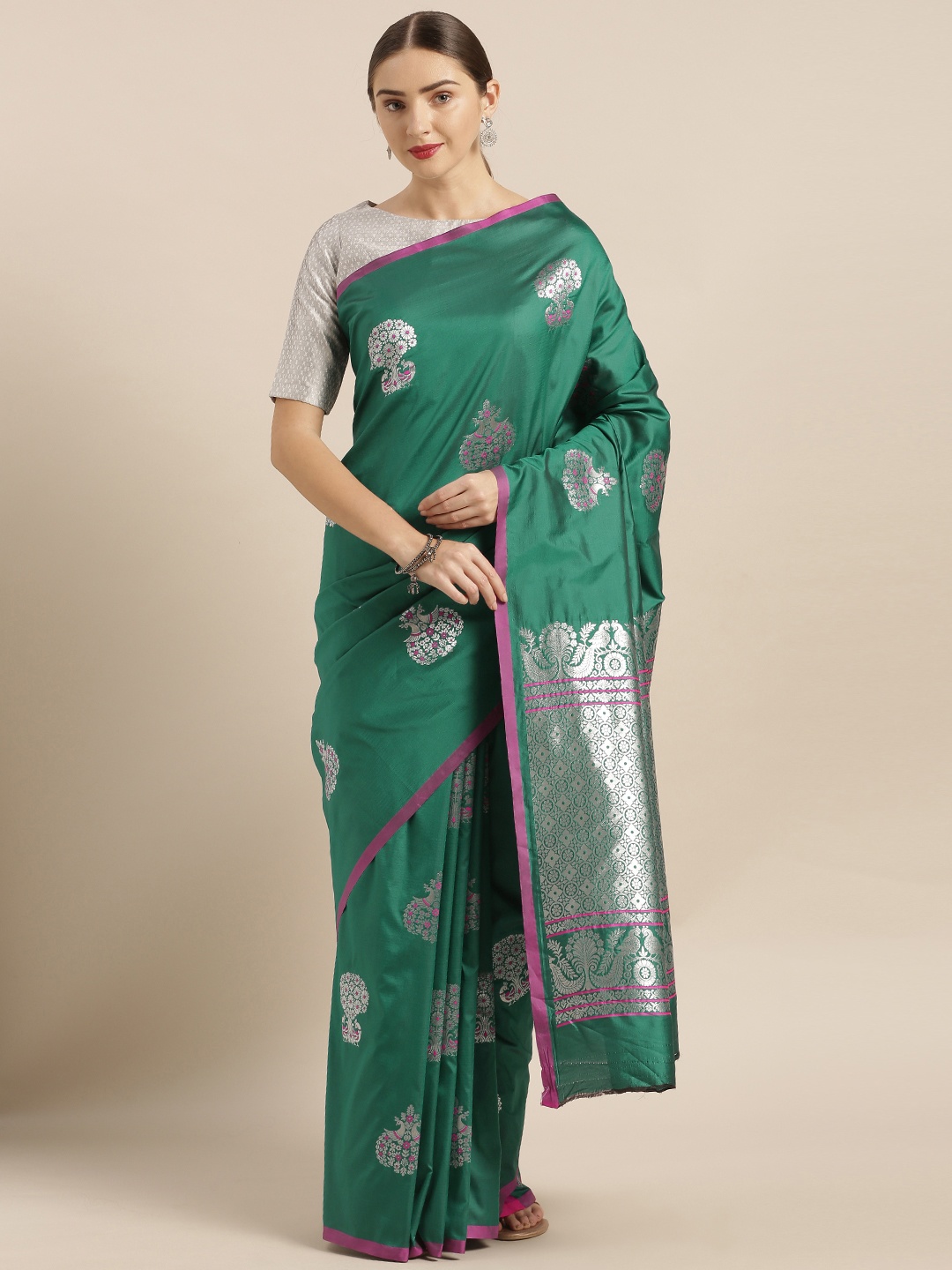 

VASTRANAND Green & Silver-Toned Silk Blend Woven Design Banarasi Saree