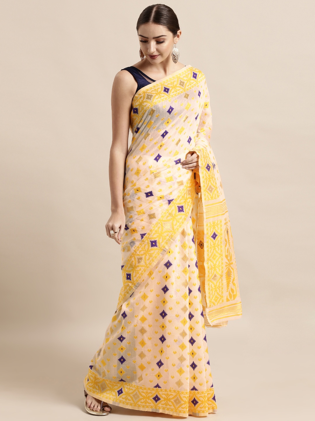 

VASTRANAND Cream-Coloured & Yellow Silk Cotton Woven Design Jamdani Saree