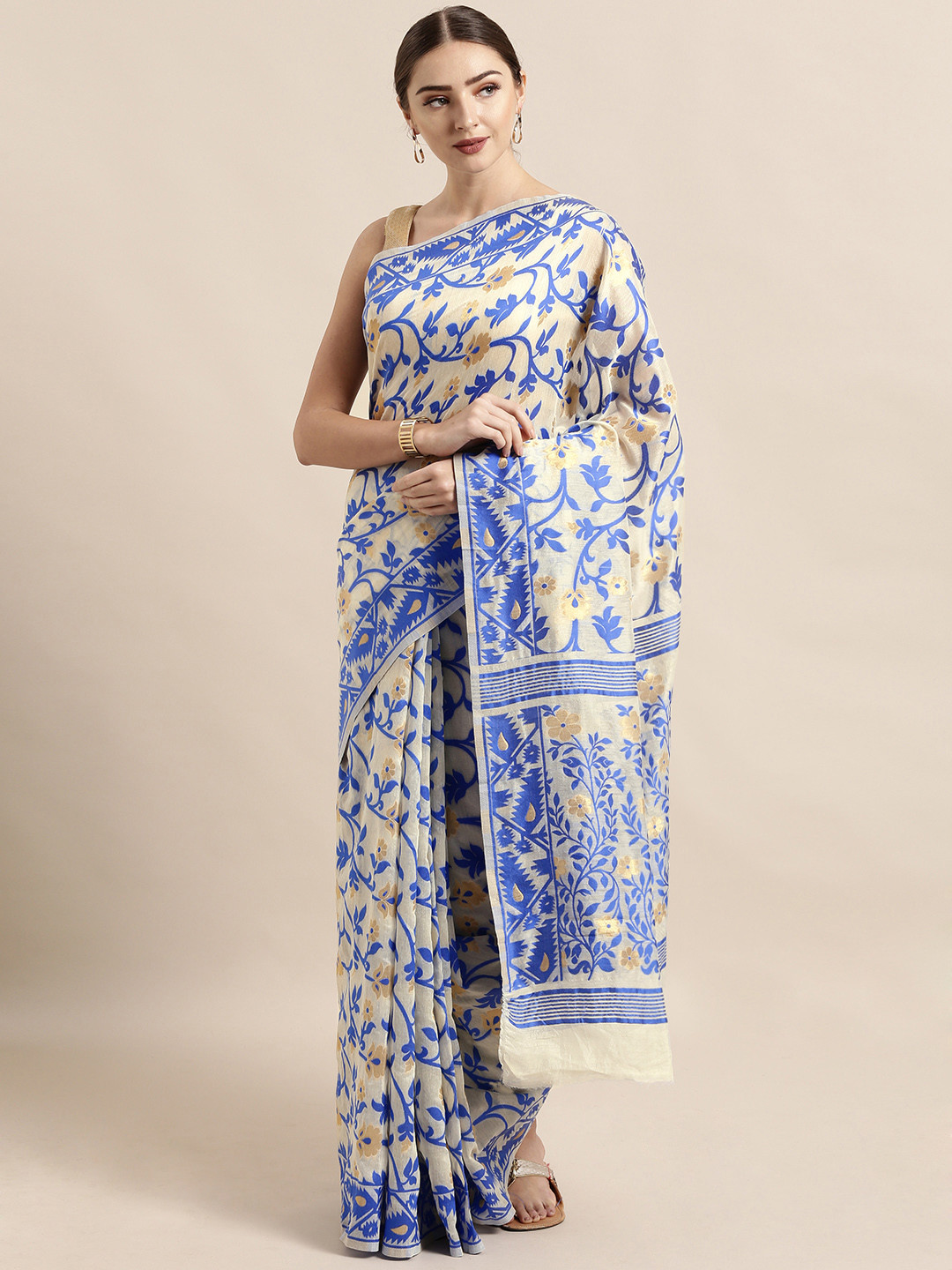 

VASTRANAND Cream-Coloured & Blue Silk Cotton Woven Design Jamdani Saree