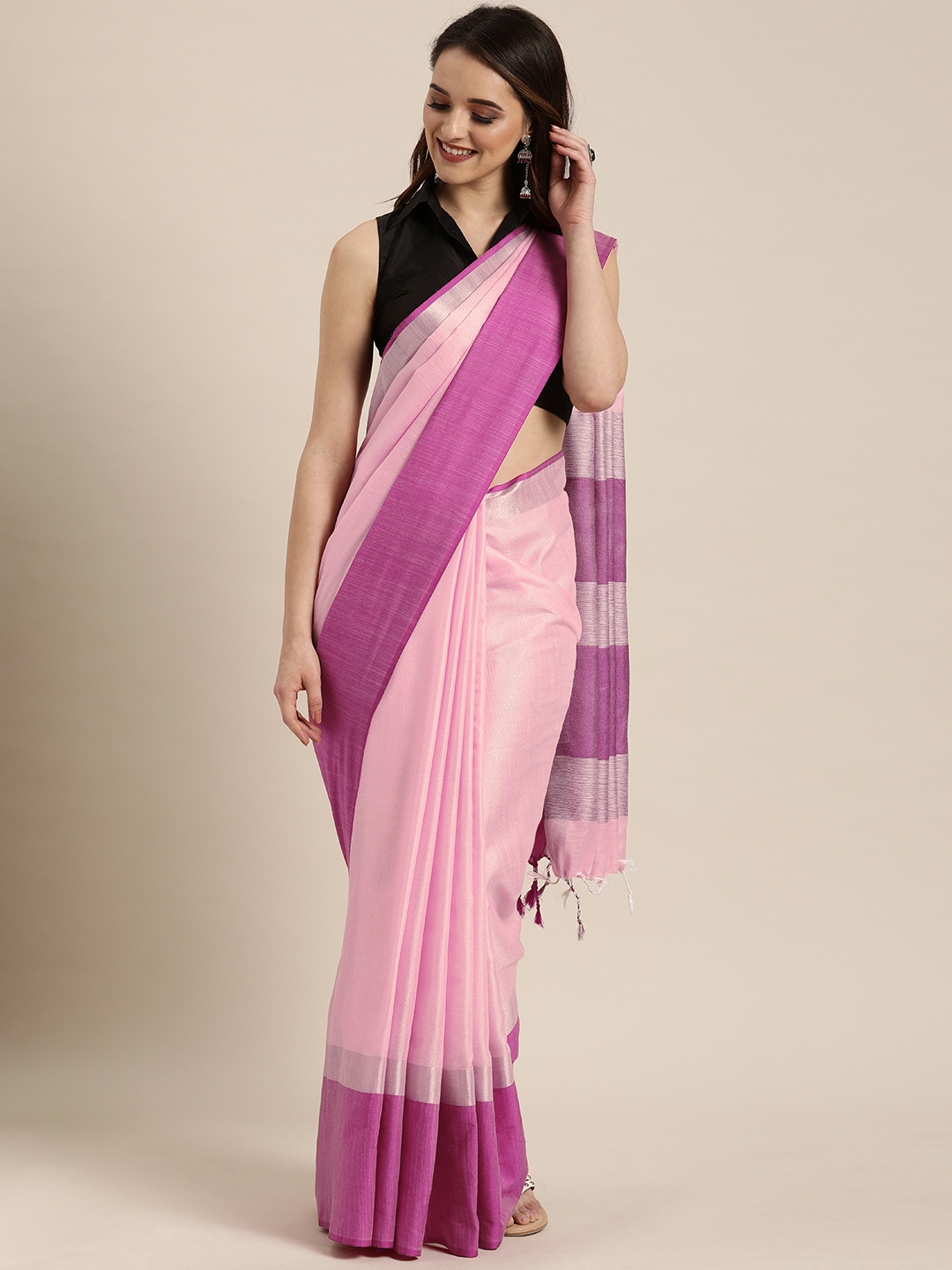 

VASTRANAND Pink Solid Linen Blend Saree