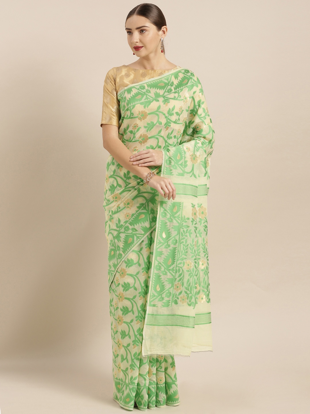 

VASTRANAND Cream-Coloured & Green Silk Cotton Woven Design Jamdani Saree