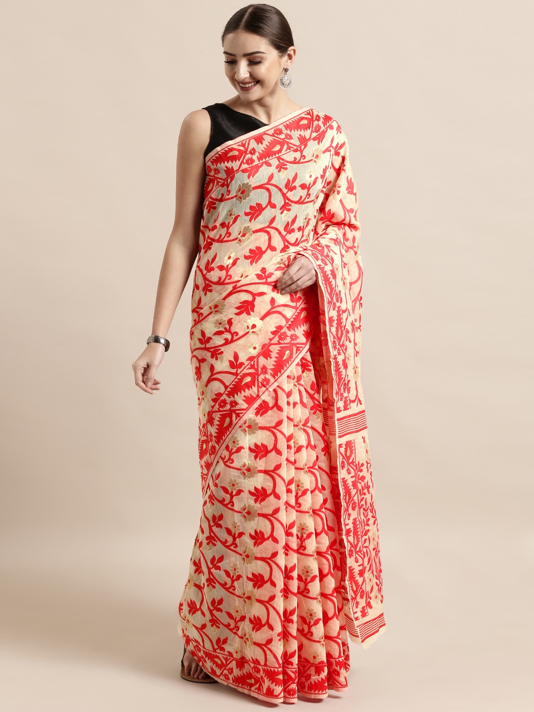 

VASTRANAND Cream-Coloured & Red Silk Cotton Woven Design Jamdani Saree