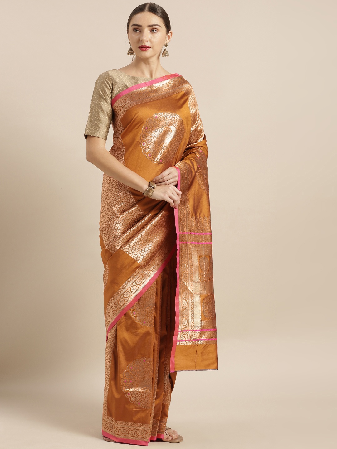 

VASTRANAND Mustard Yellow & Gold-Toned Silk Blend Woven Design Banarasi Saree