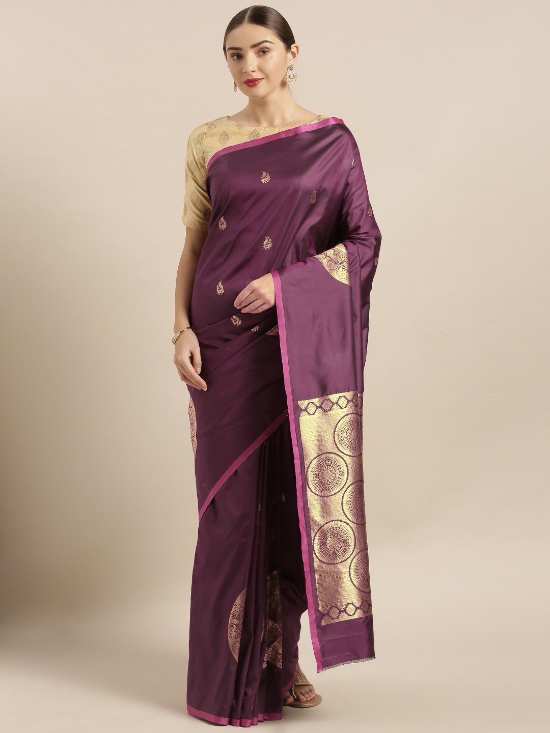 

VASTRANAND Burgundy & Gold-Toned Silk Blend Woven Design Banarasi Saree