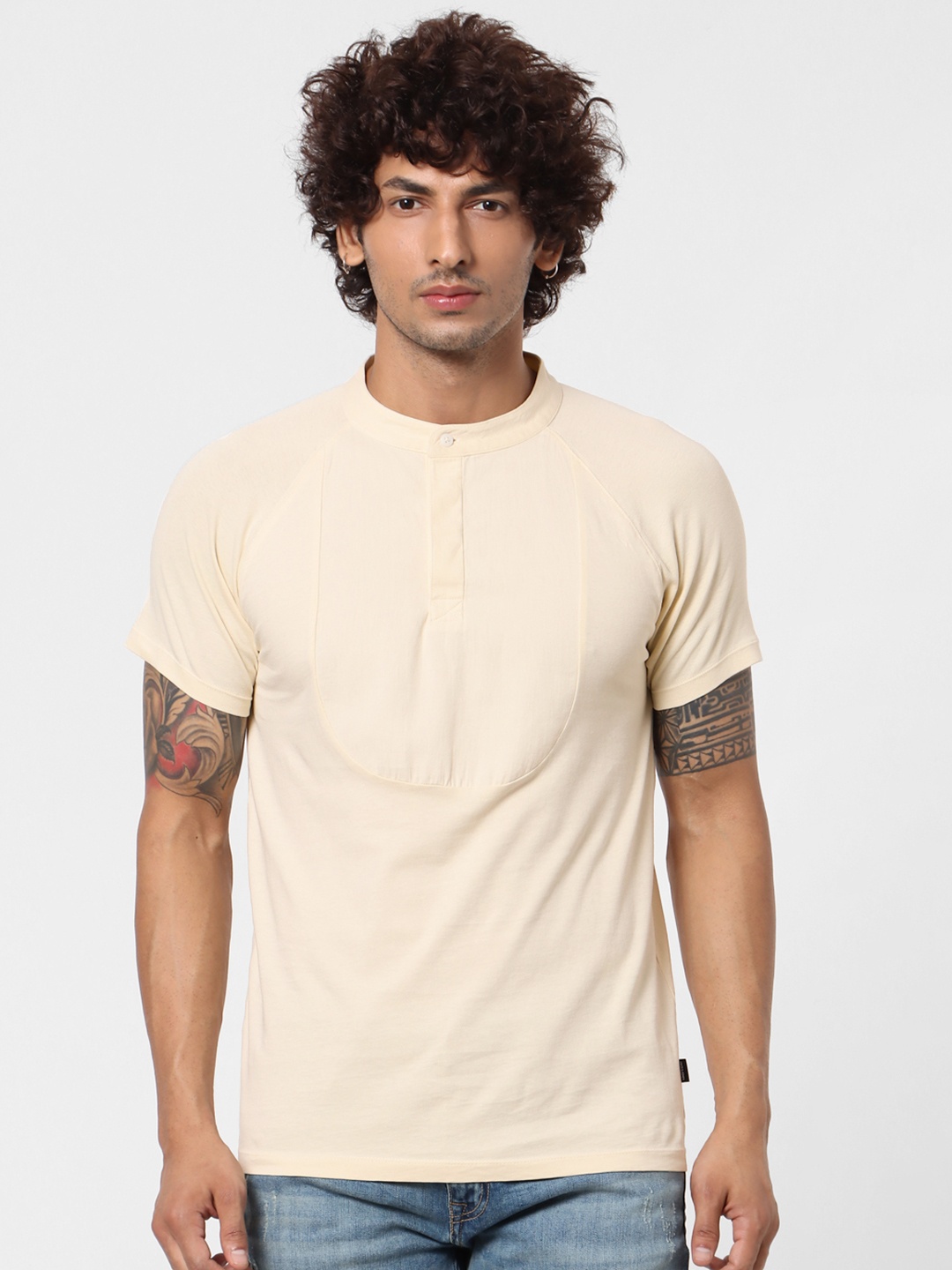 

Jack Jones Men Cream-Coloured Solid Slim Fit JPR DARWIN TEE SS Henley Neck Sustainable Pure Cotton T-shirt