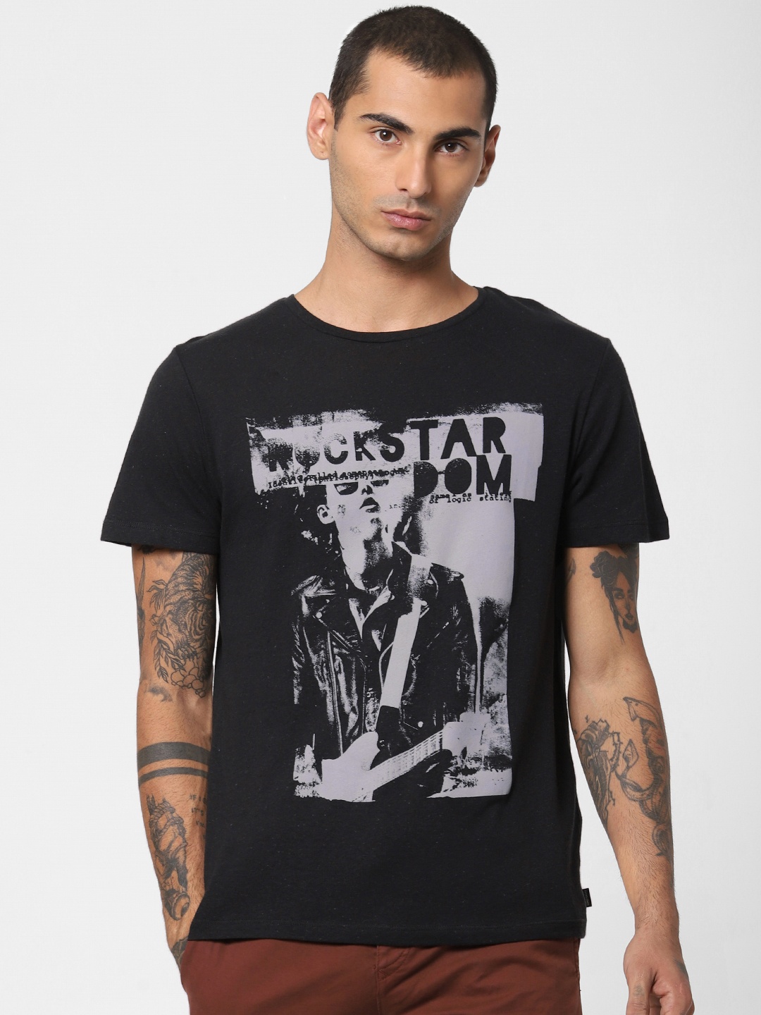 

Jack & Jones Men Black Printed Slim Fit Round Neck T-shirt
