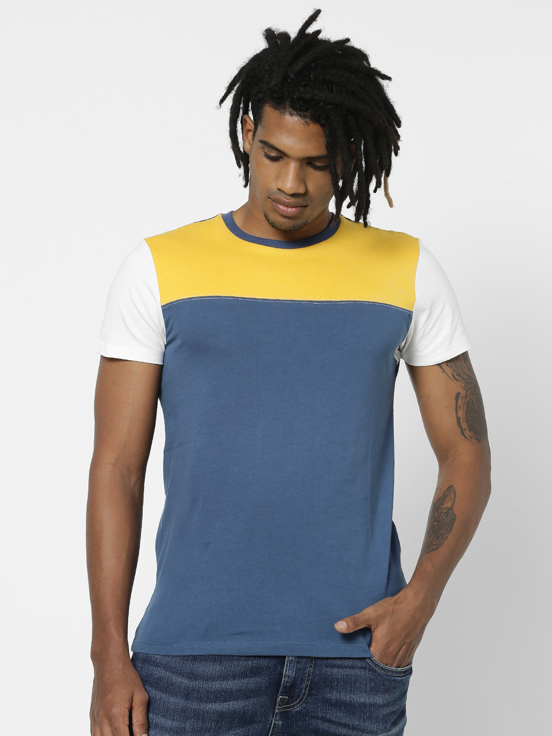 

Jack Jones Men Yellow Blue Colourblocked Slim Fit Round Neck Sustainable Pure Cotton T-shirt