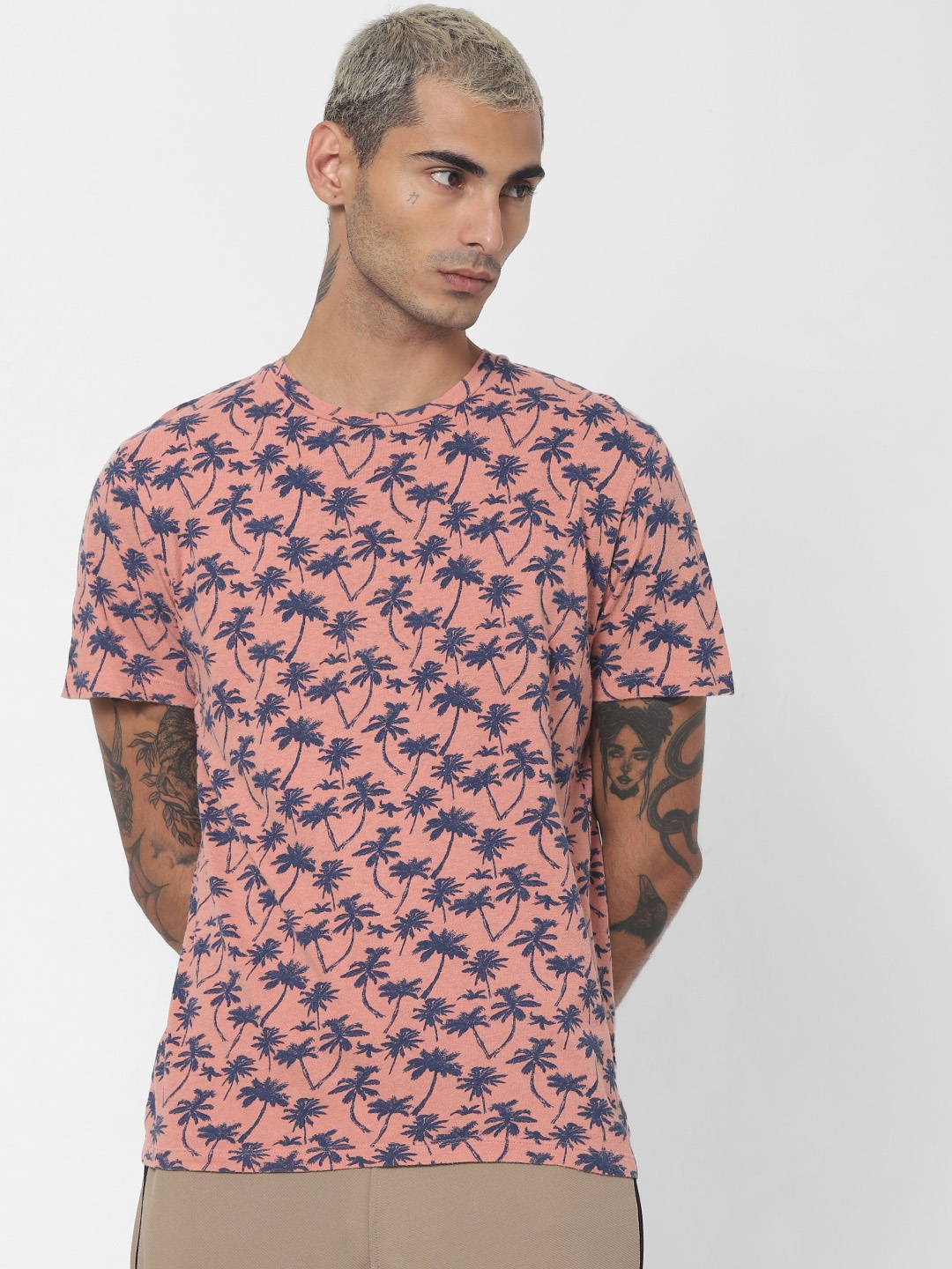 

Jack & Jones Men Pink & Navy Blue Printed Round Neck Slim Fit Sustainable T-shirt