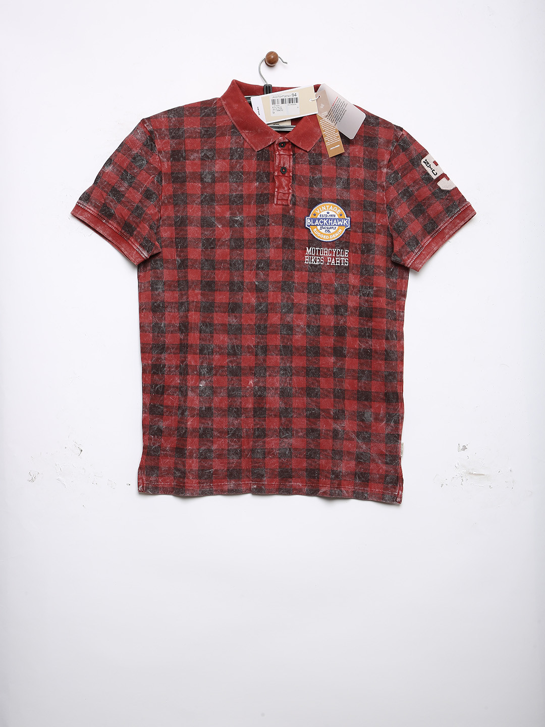 

Jack & Jones Men Red Checked Polo Collar T-shirt