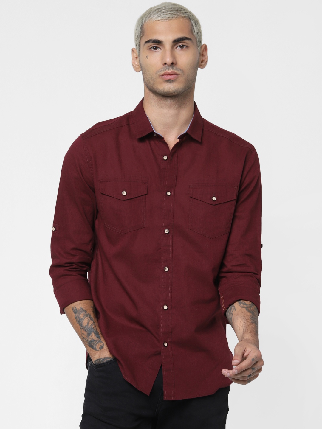 

Jack & Jones Men Maroon Regular Fit Solid Casual Shirt