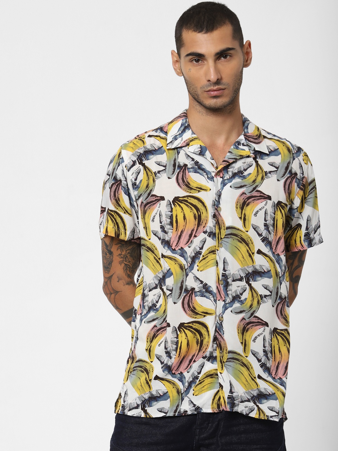 

Jack & Jones Men White & Yellow Regular Fit Printed Cuban Collar Casual Shirt