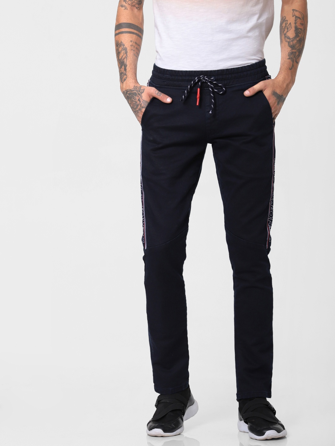 

Jack & Jones Men Navy Blue Glenn Slim Fit Solid Trousers