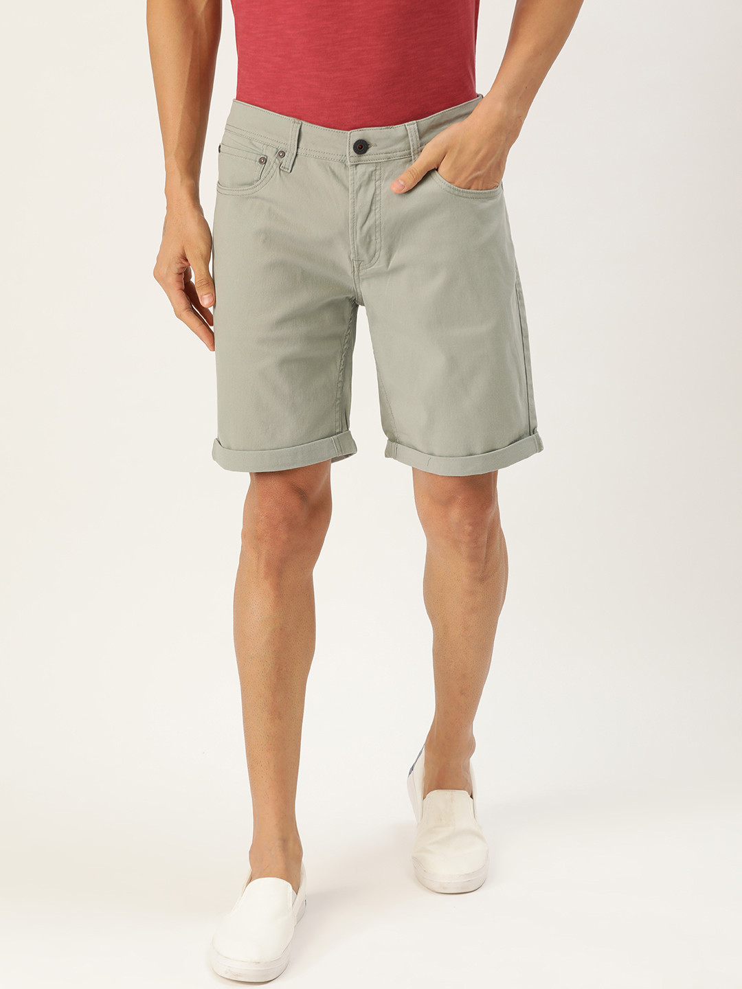

Jack & Jones Men Green Solid Regular Fit Regular Shorts