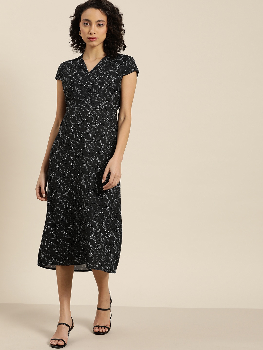 

her by invictus Women Black & White Abstract Print A-Line Dress