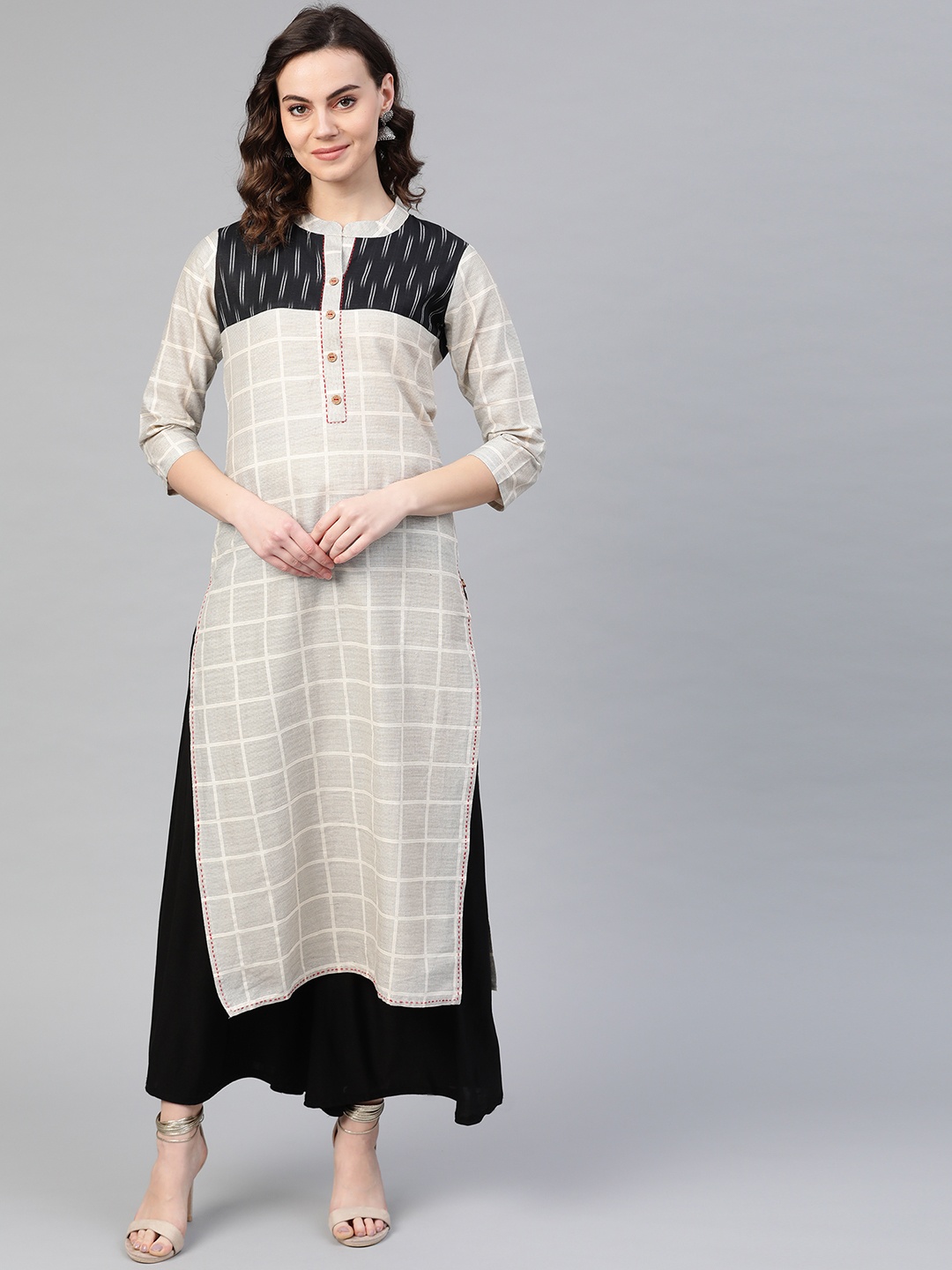 

KSUT Women Off-White & Charcoal Grey Checked Straight Kurta