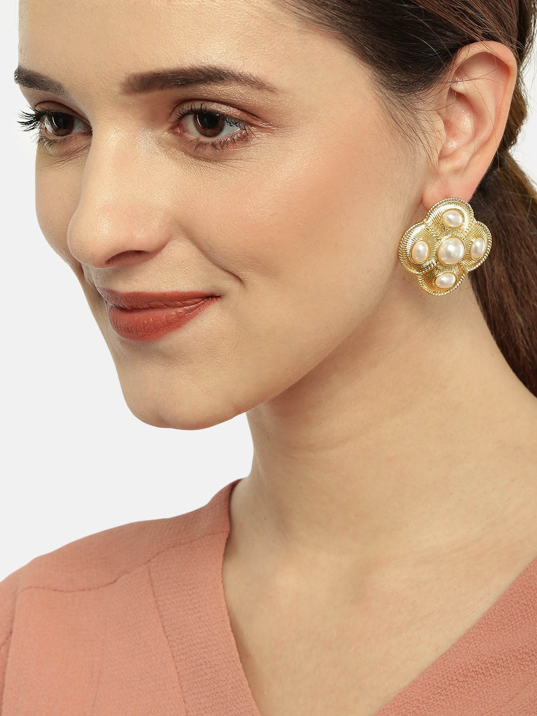 

ToniQ Gold-Toned & White Contemporary Over-sized Studs