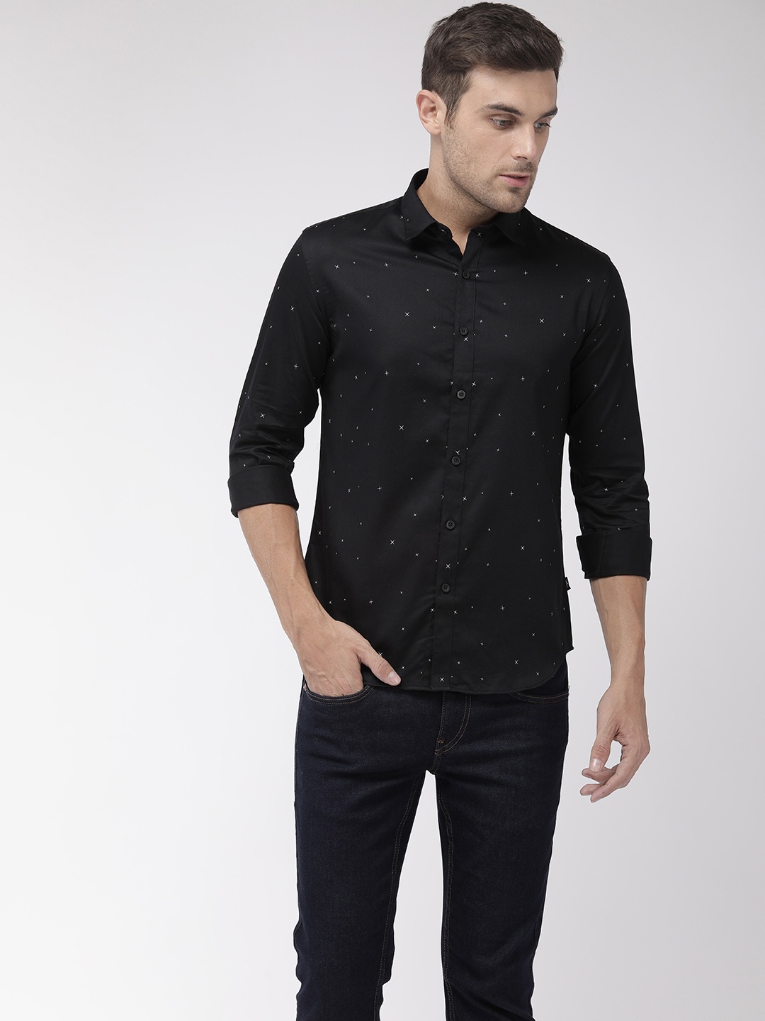 

Flying Machine Men Black & White Slim Fit Printed Casual Shirt