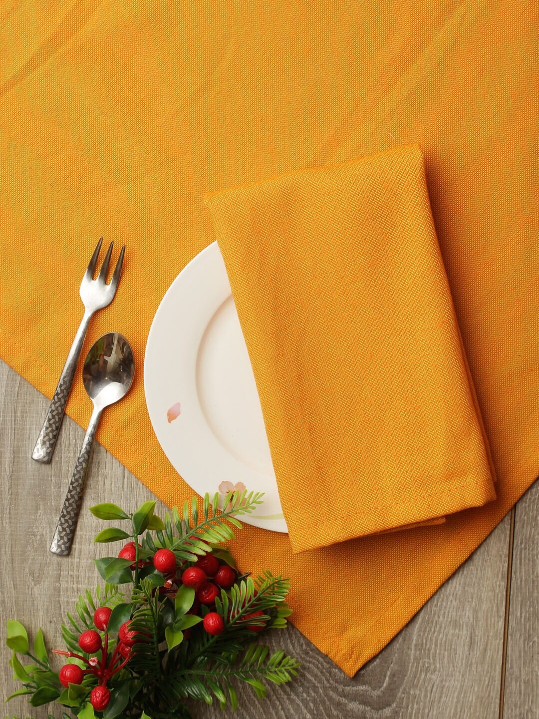 

Soumya Set of 6 Orange Solid Pure Cotton Table Napkins