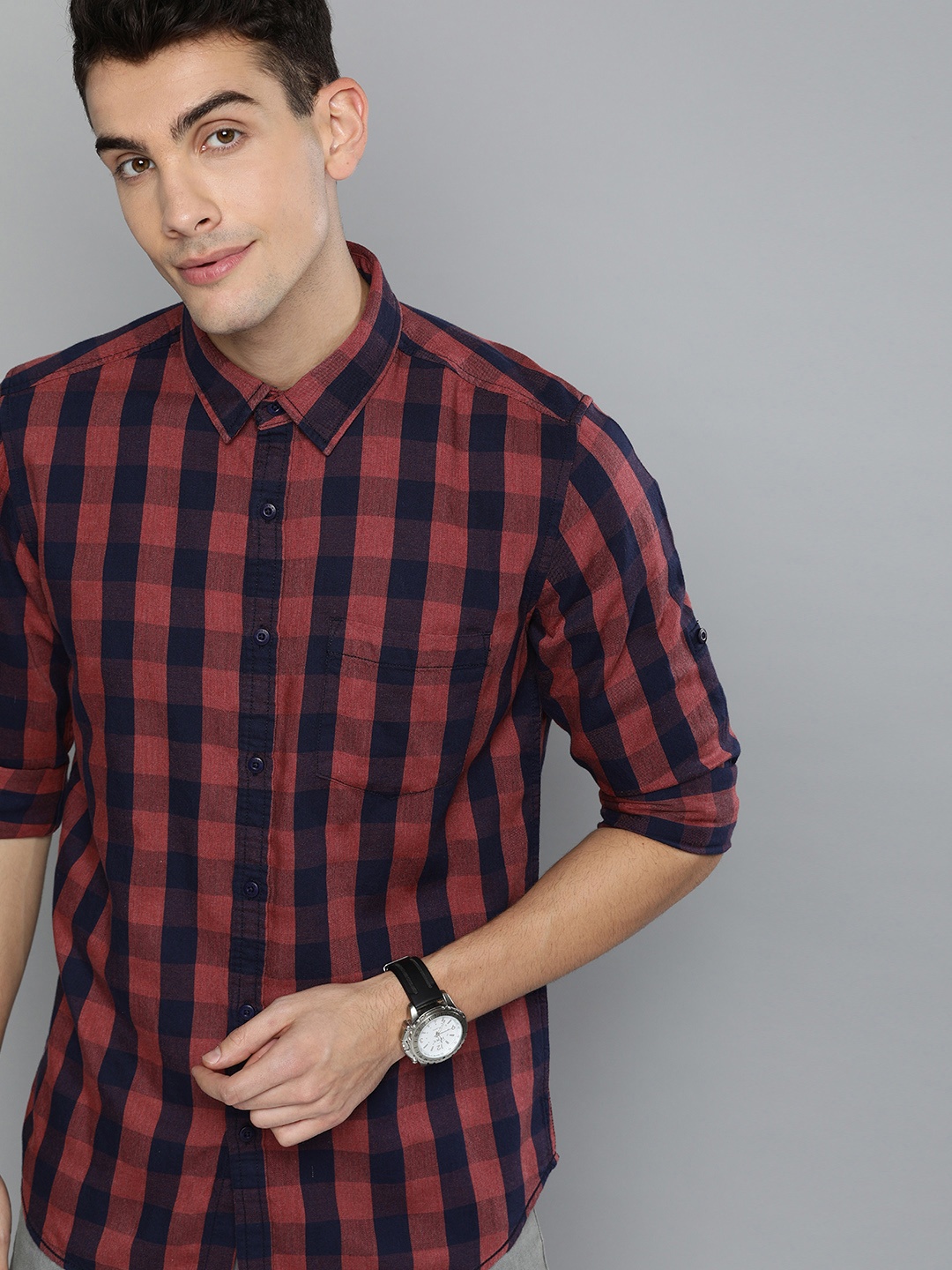 

HERE&NOW Men Pink & Navy Blue Slim Fit Checked Casual Shirt