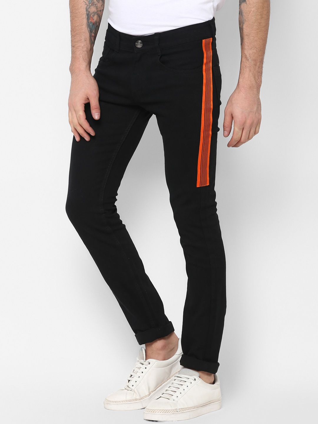

Urbano Fashion Men Black Slim Fit Mid-Rise Clean Look Stretchable Jeans