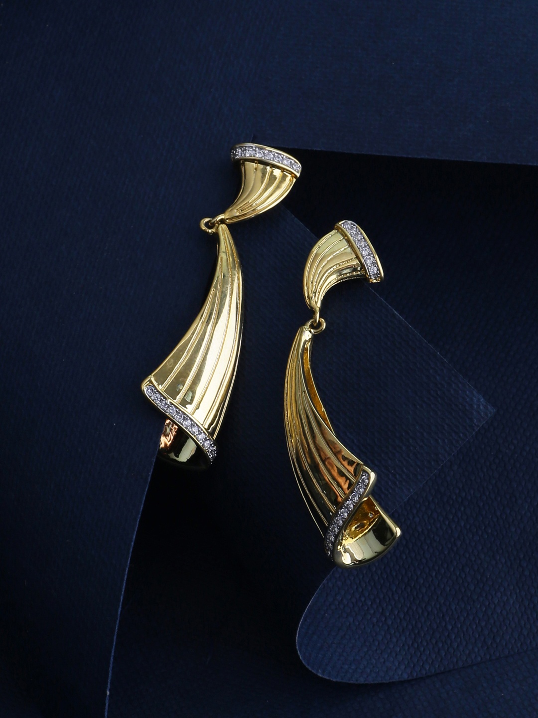 

Tistabene Gold-Plated Contemporary Drop Earrings