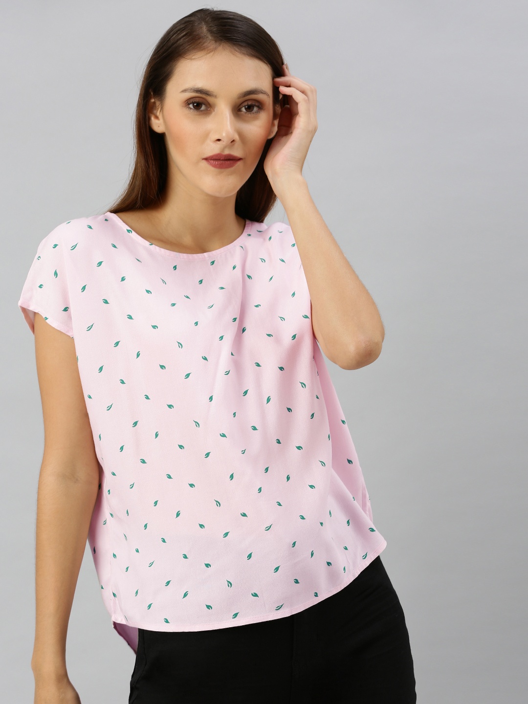 

Denizen From Levis Women Pink & Green Printed Boxy Top With Gathers