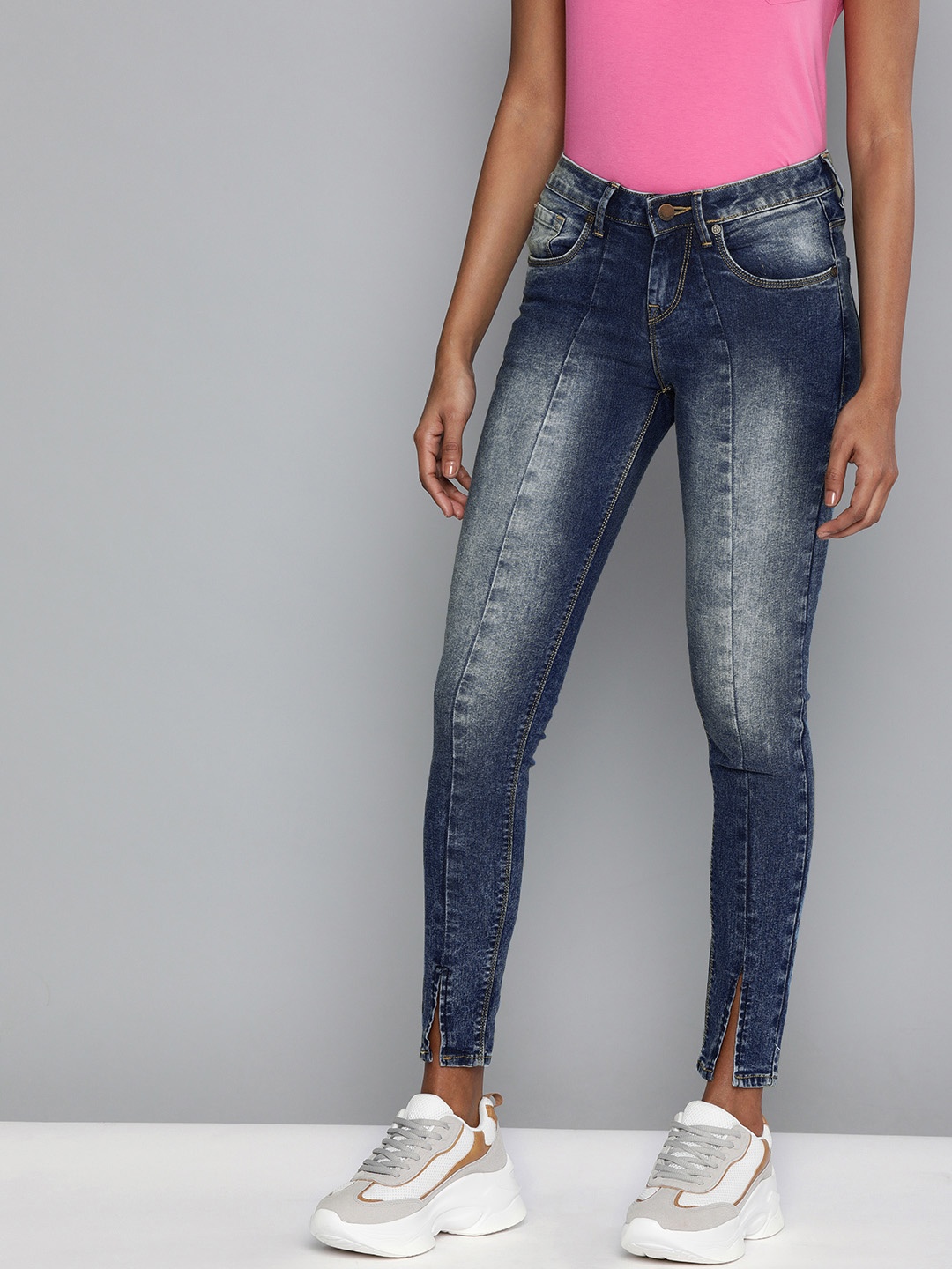 

HERE&NOW Women Blue Skinny Fit Mid-Rise Clean Look Stretchable Cropped Jeans