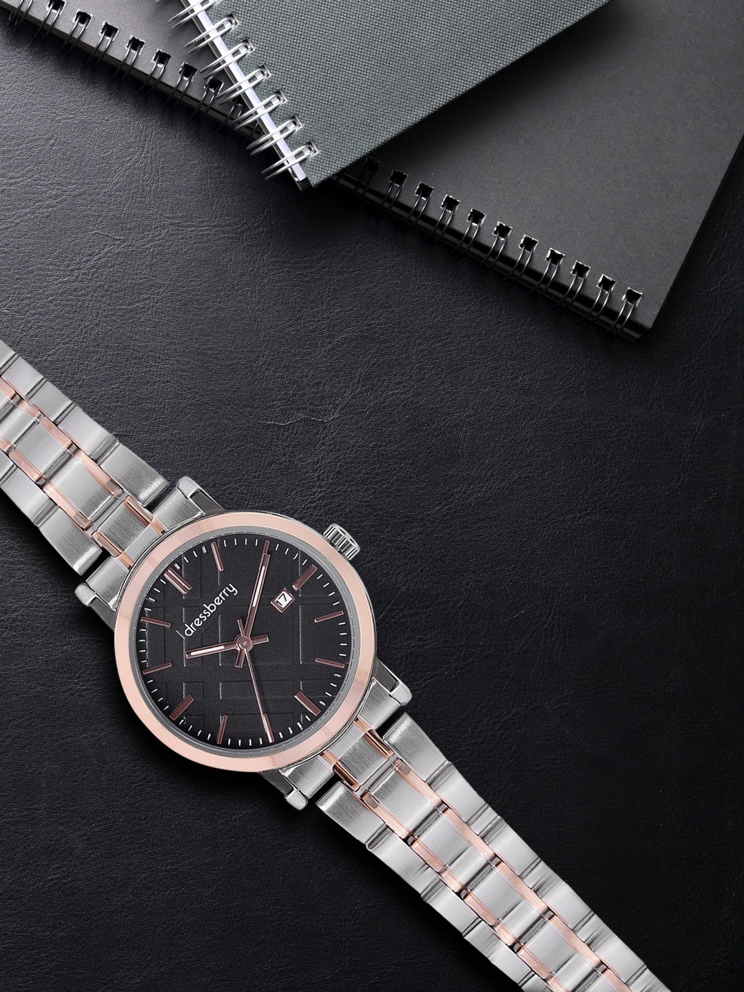 

DressBerry Women Black Analogue Watch MFB-PN-WTH-5739L