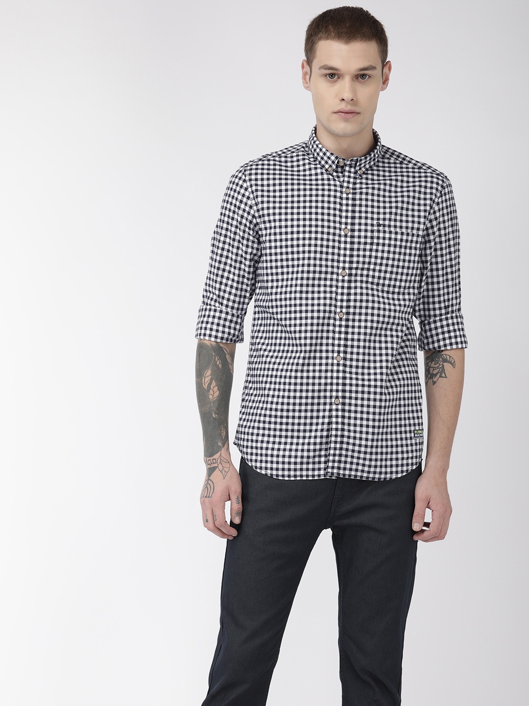 

Flying Machine Men Black & White Slim Fit Checked Casual Shirt
