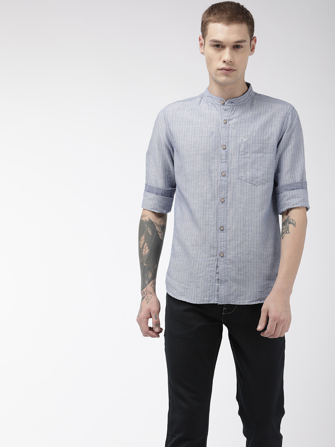 

Flying Machine Men Blue & White Regular Fit Striped Casual Shirt