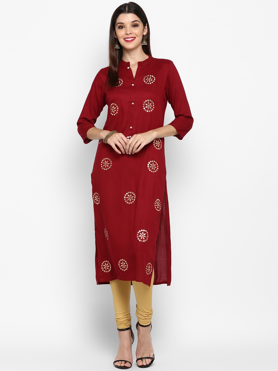 

Vbuyz Women Magenta Embroidered Straight Kurta