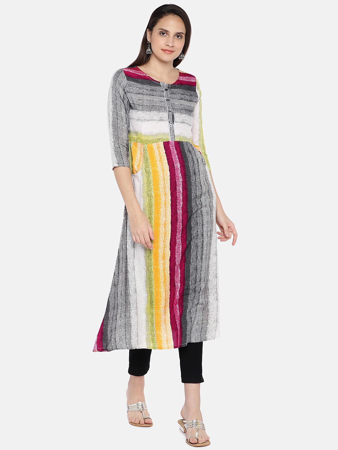 

Vbuyz Women Grey & Yellow Striped Straight Kurta