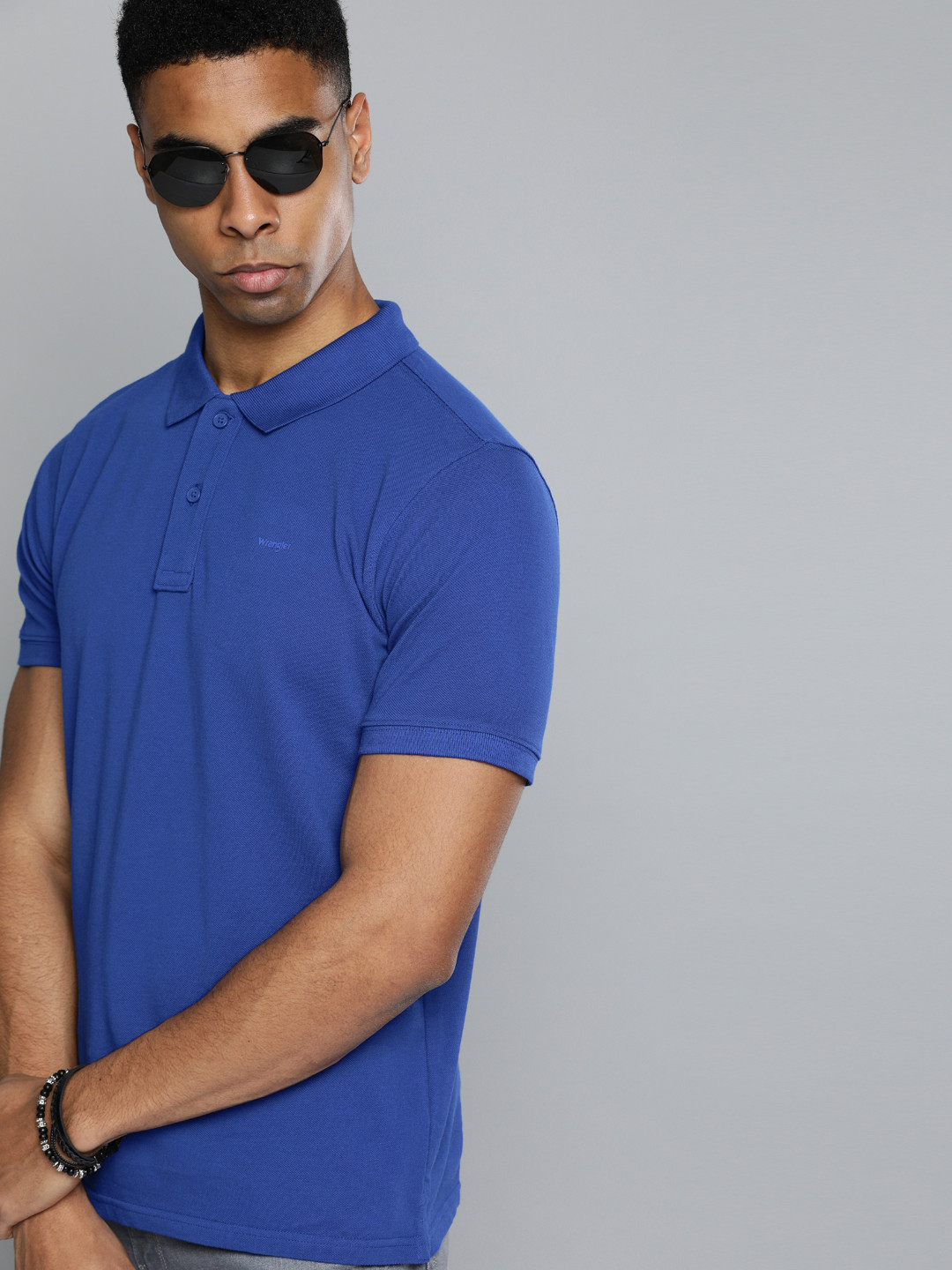 

Wrangler Men Blue Solid Polo Collar Slim-Fit Pure Cotton T-shirt