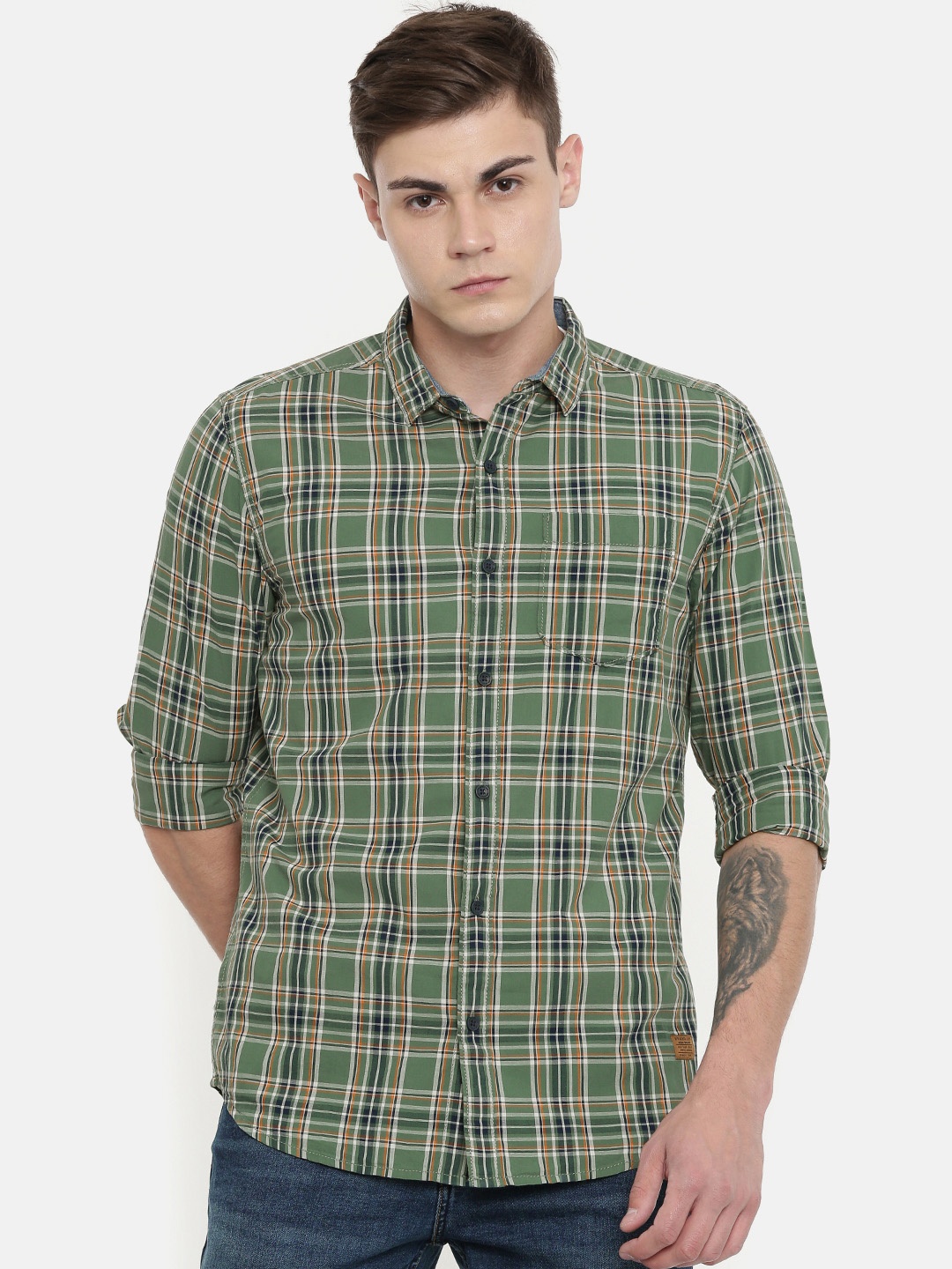 

Wrangler Men Olive Green & Navy Blue Checked Regular Fit Casual Shirt