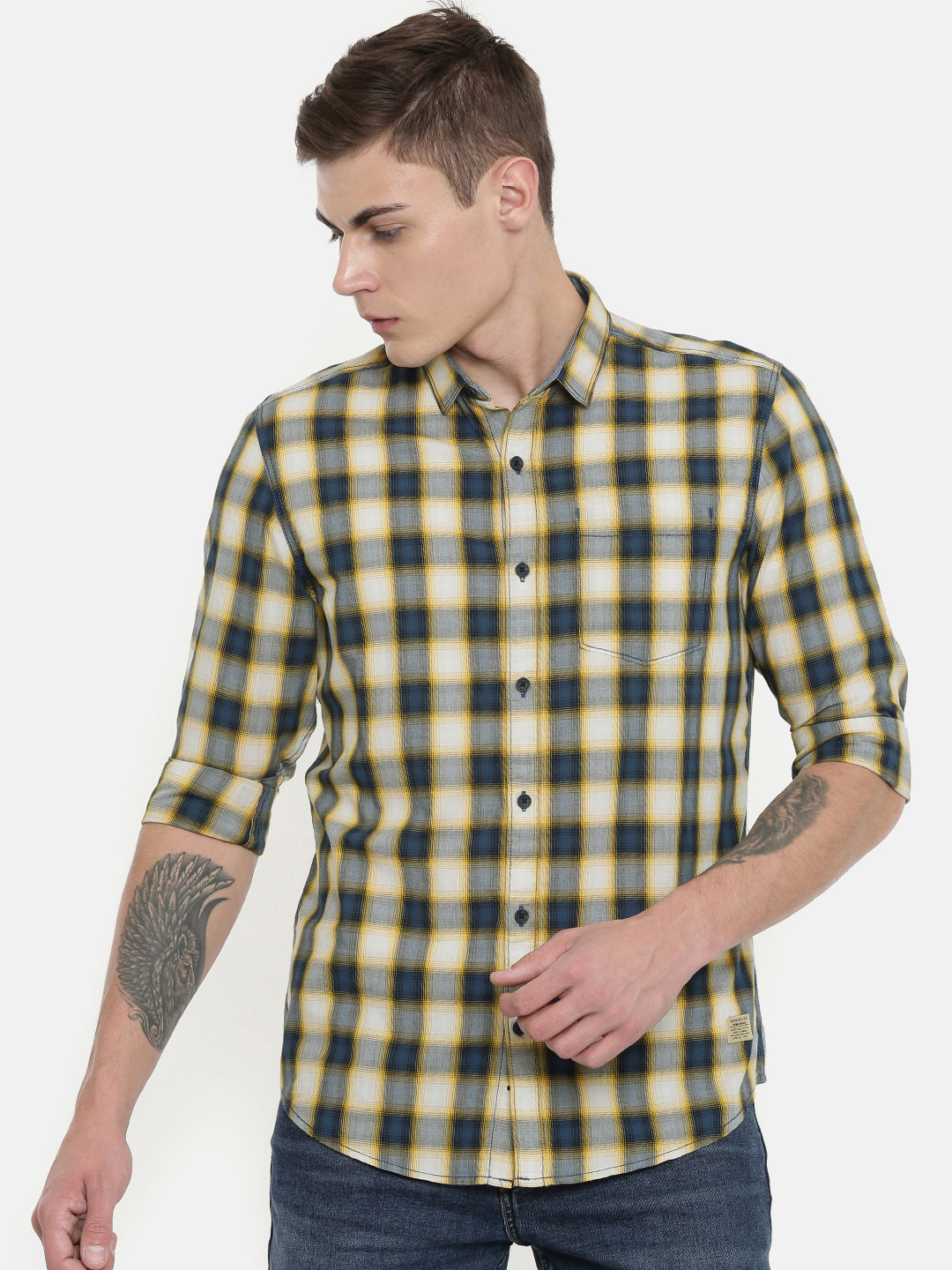 

Wrangler Men Yellow & Navy Blue Checked Regular Fit Casual Shirt