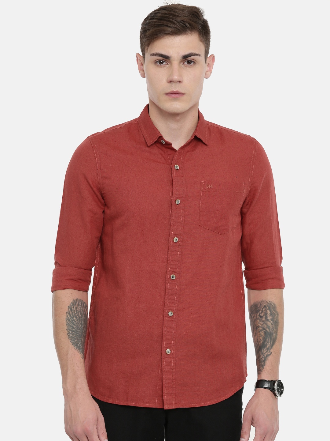 

Lee Men Red Slim Fit Solid Casual Shirt