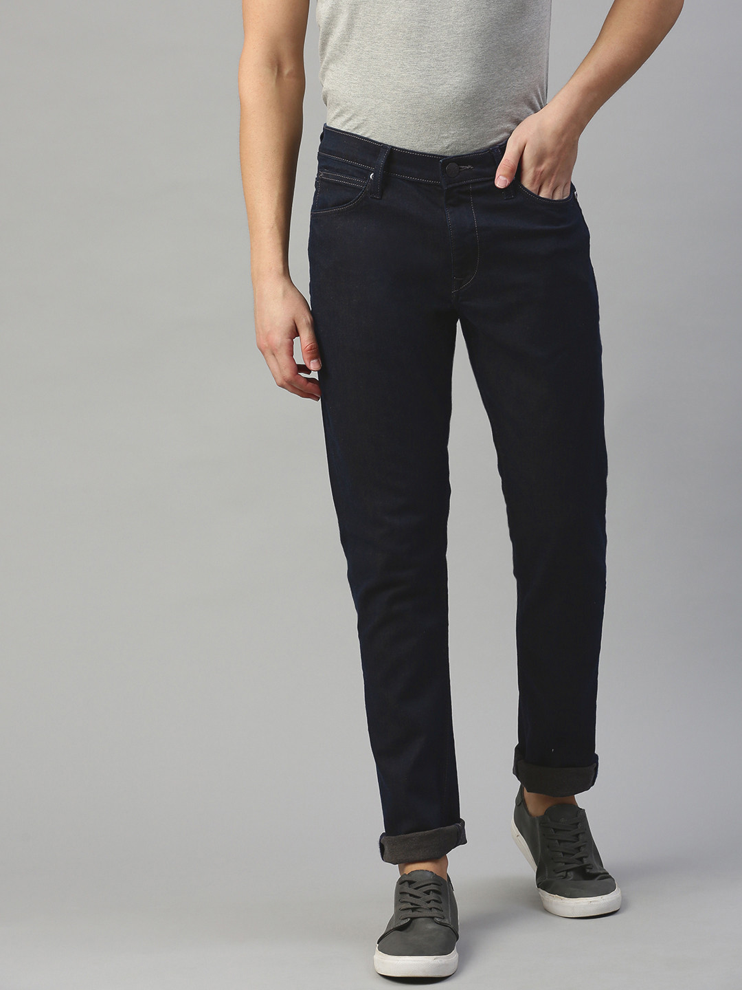 

Lee Men Blue Bruce Skinny Fit Mid-Rise Clean Look Stretchable Jeans