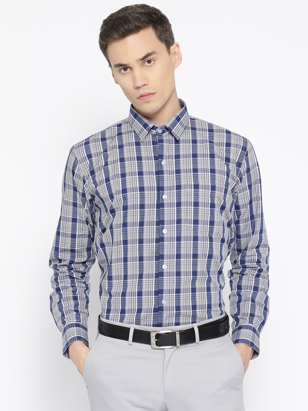 

Hancock Men Navy Blue & White Slim Fit Checked Formal Shirt