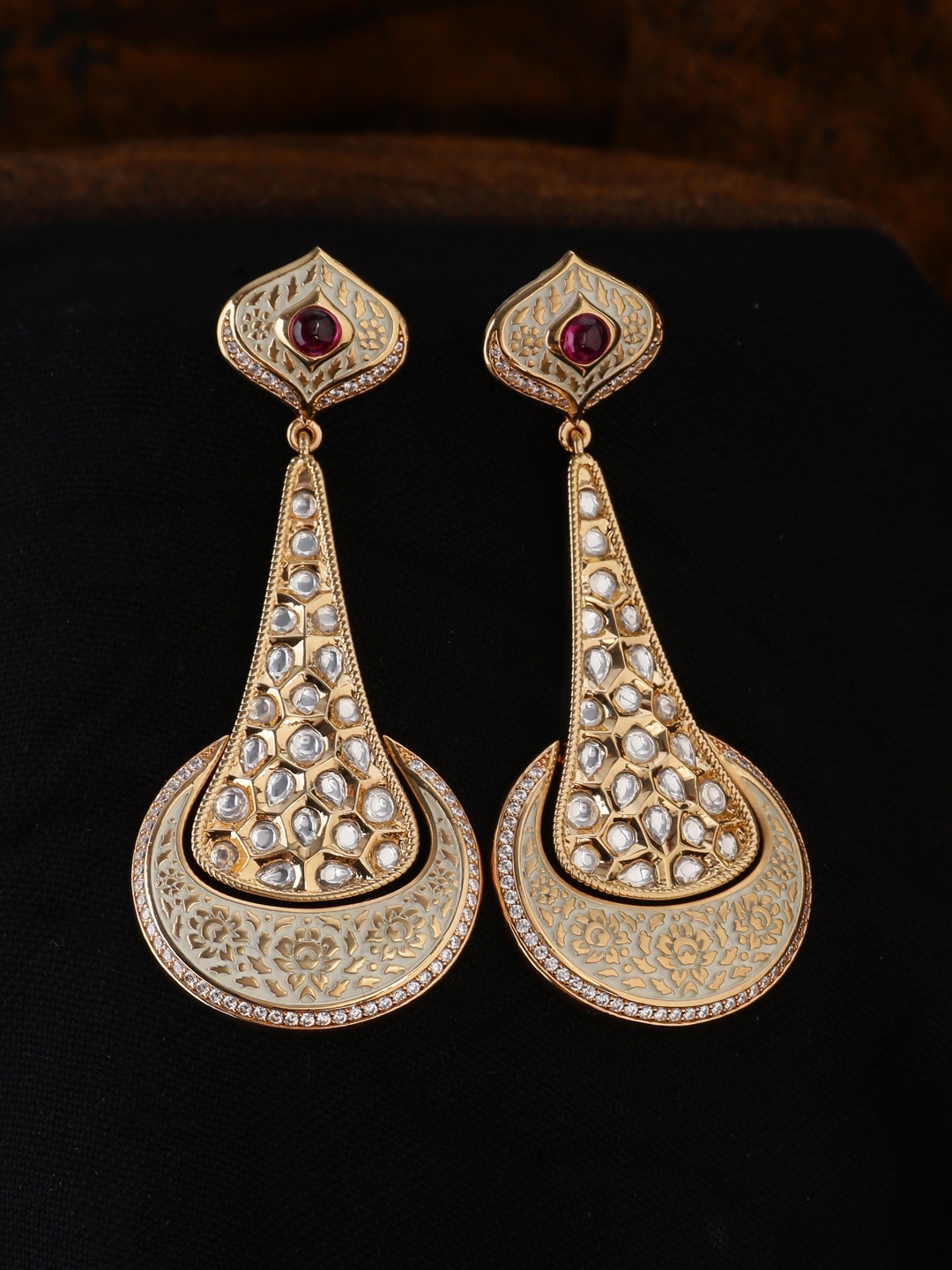 

Tistabene Cream-Coloured & Gold-Toned Enamelled Contemporary Drop Earrings