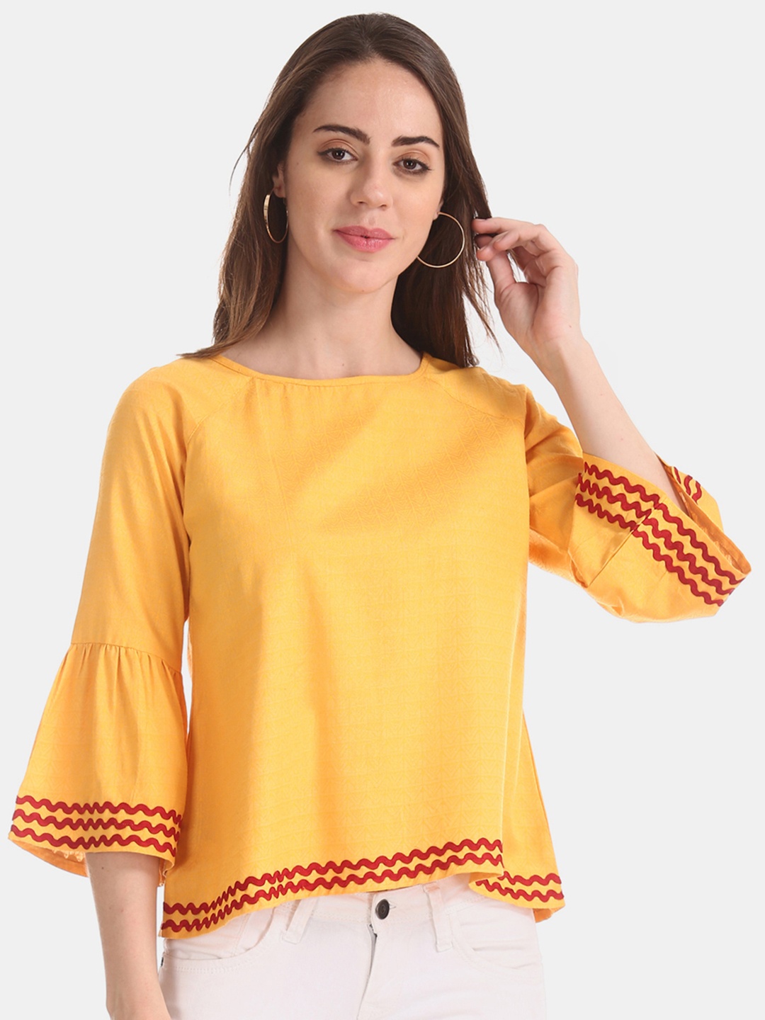 

Bronz Women Yellow Solid Top