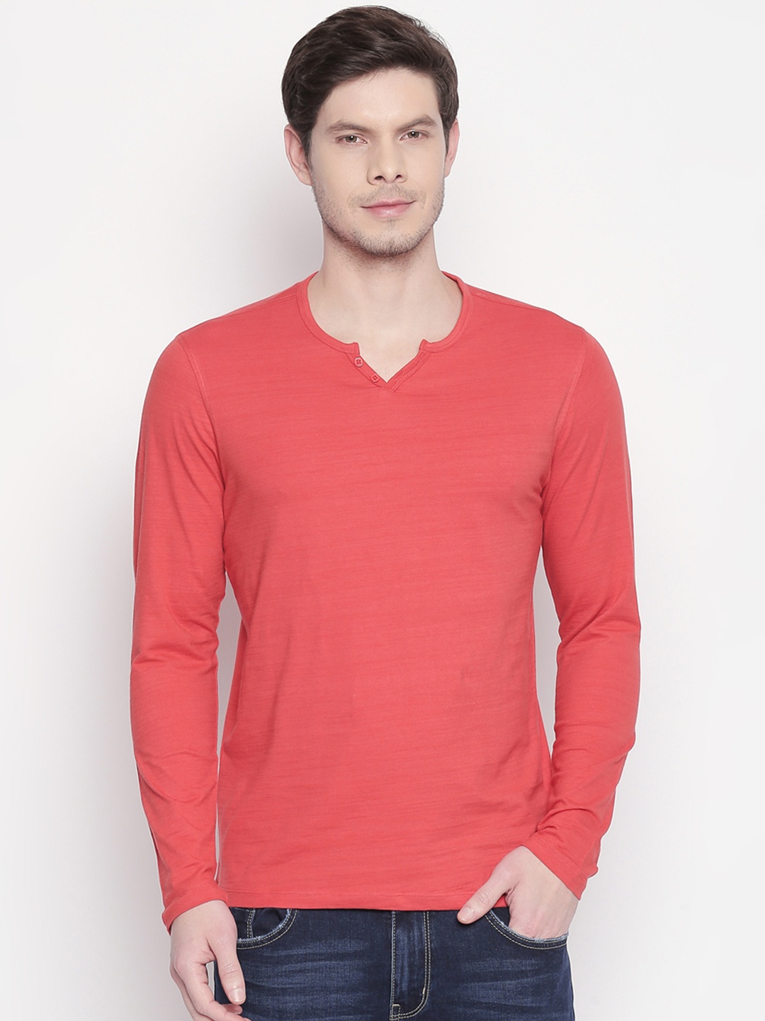 

Urban Ranger by pantaloons Men Coral Red Solid Round Neck T-shirt