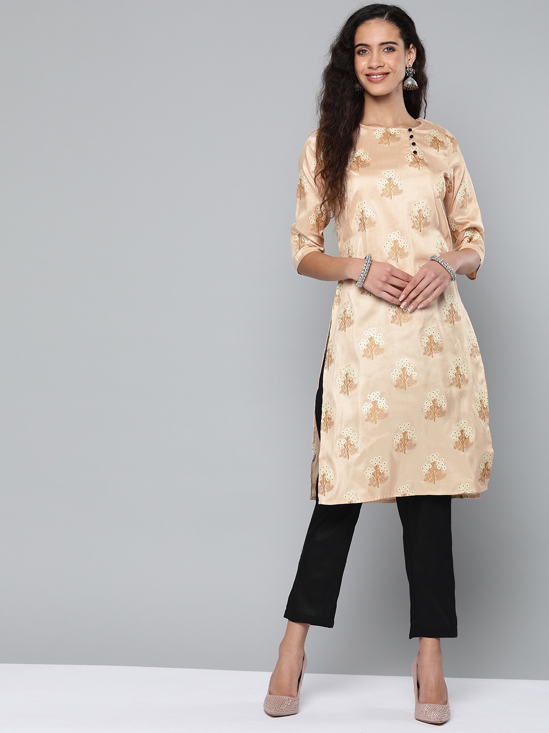 

STREET 9 Women Beige Foil Print Kurta with Trousers