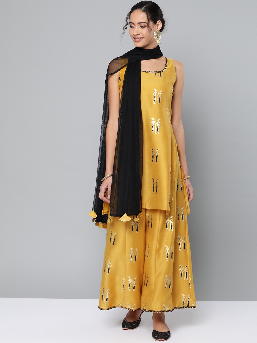 

STREET 9 Women Mustard Yellow & Black Printed Kurti with Palazzos & Dupatta