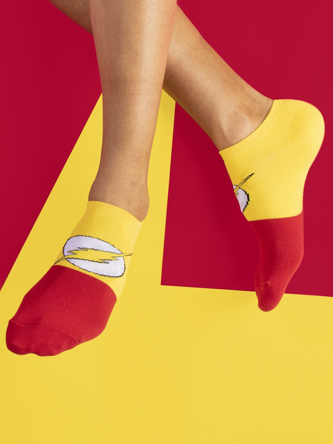 

Justice League Men Blue & Red Flash Patterned Ankle-Length Socks, Yellow