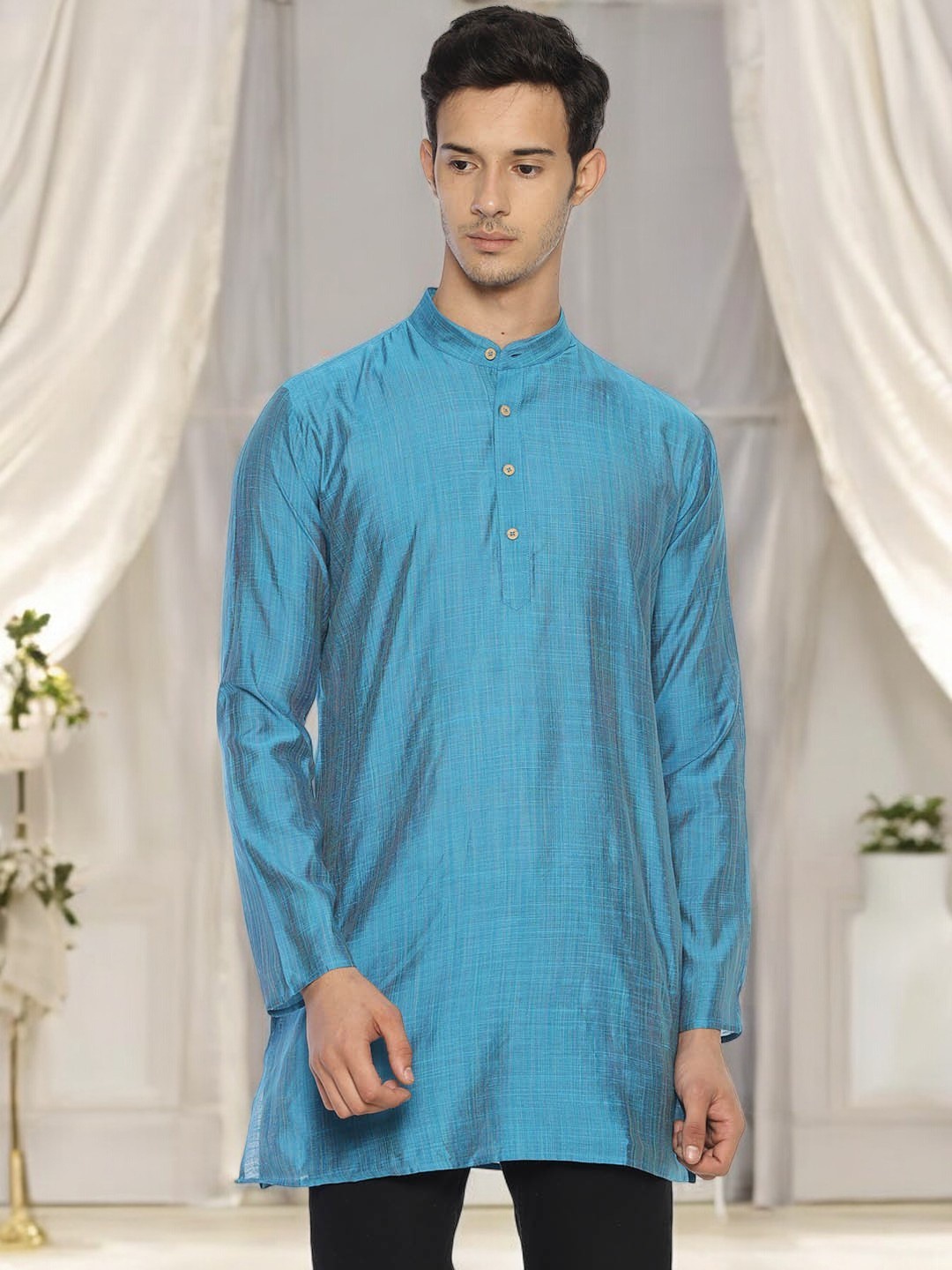 

TATTVA Men Turquoise Blue Solid Straight Kurta